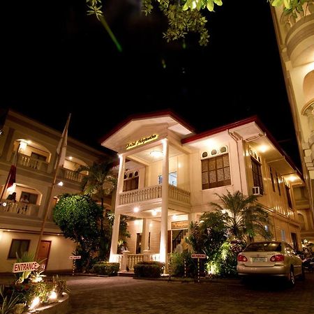 טקלובן Hotel Alejandro מראה חיצוני תמונה